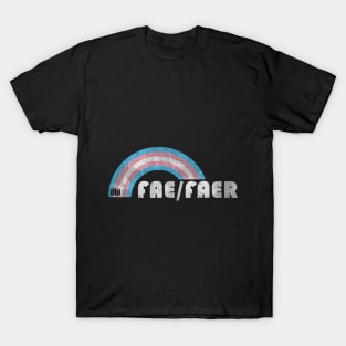 Grunge Transgender Pride - Fae/Faer Pronouns T-Shirt